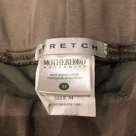 🚫DONATED🚫Motherhood maternity shorts - Picture 4 of 4